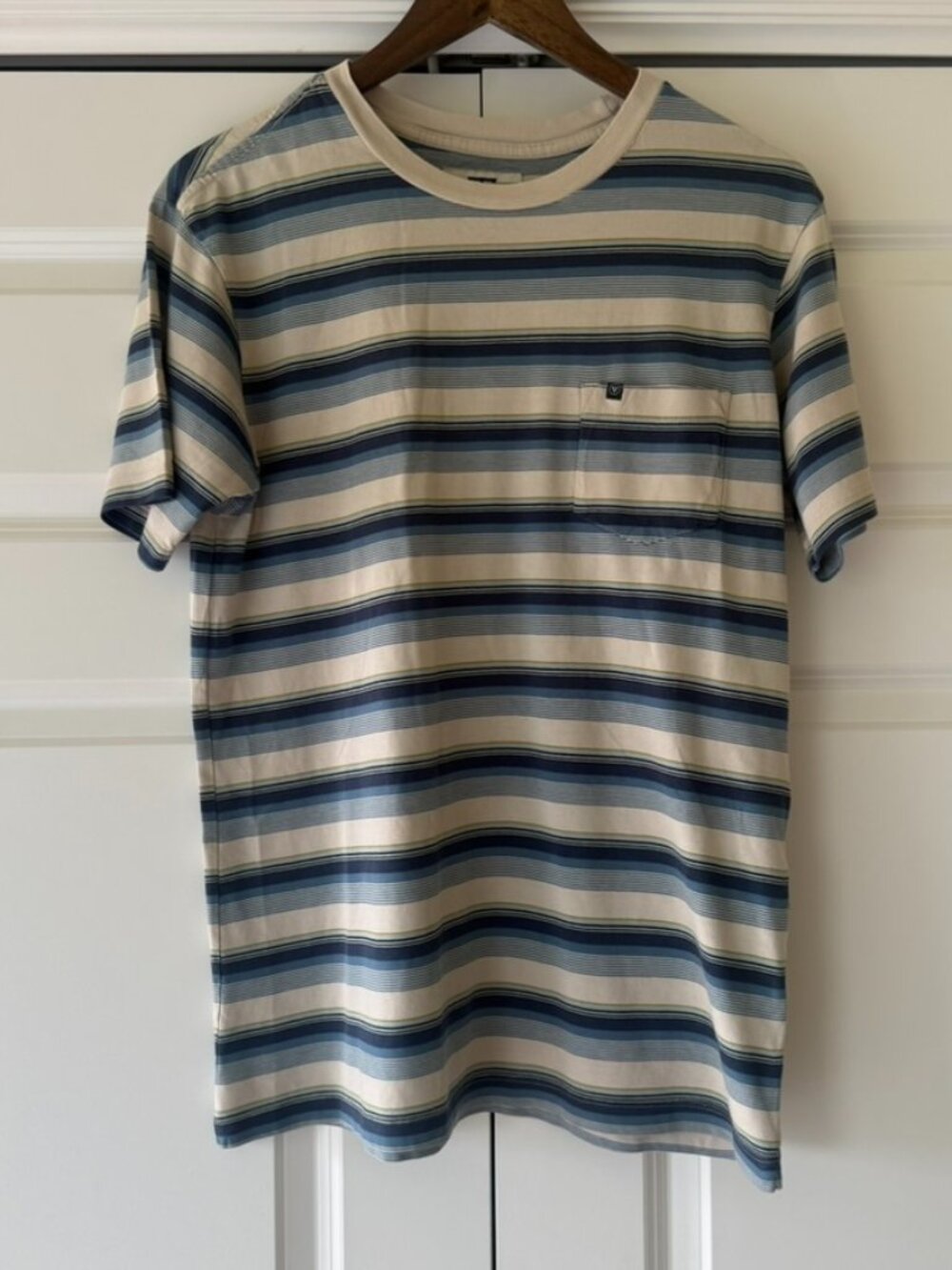 Vissla Striped T-Shirt Blue & Cream Size S